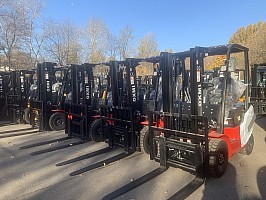 Вилочные погрузчики OXMI