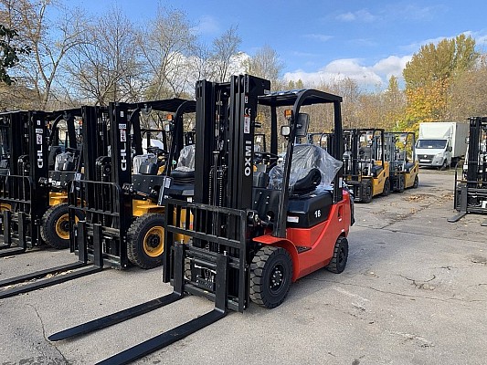 Погрузчики OXMI и CHL Heli