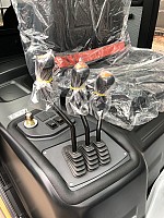 кабина для погрузчика Doosan D30: все закрыто и тепло